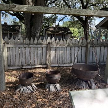 Oak Alley - Cooking station - Landmarks & Historical Buildings Near Me - Marrero, Louisiana Oak Alley - Cooking station - Landmarks & Historical Buildings Near Me - Marrero, Louisiana