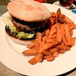 Familienbetrieb - Lecker Burger.