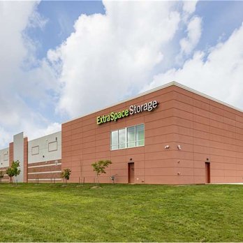 Extra Space Storage - Beauty Image - Extra Space Storage at 43923 Centergate Dr, Ashburn, VA 20148 - Self Storage Near Me - Ashburn, Virginia