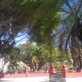 Plaza Leza - Mexican Near Me - Cozumel, ROO