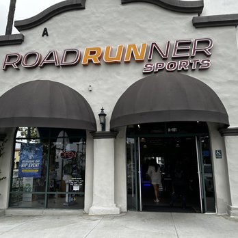 San Diego Road Runner Sports Discount Shoe Retailers Road Runner Sports  Cherry Hill Sand Super Retail Sport Show