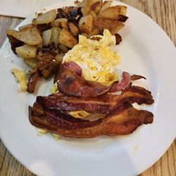 High Tide - Eggs bacon and home fries with French toast