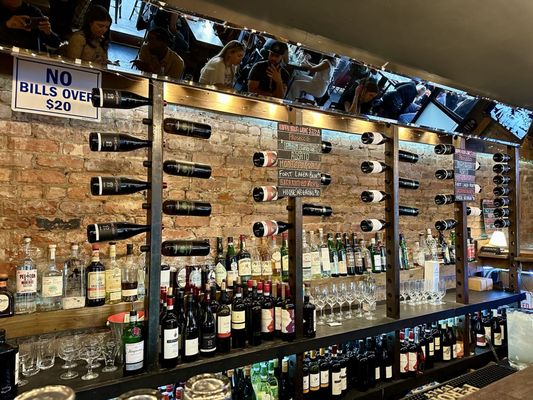 Bar Veloce by null
