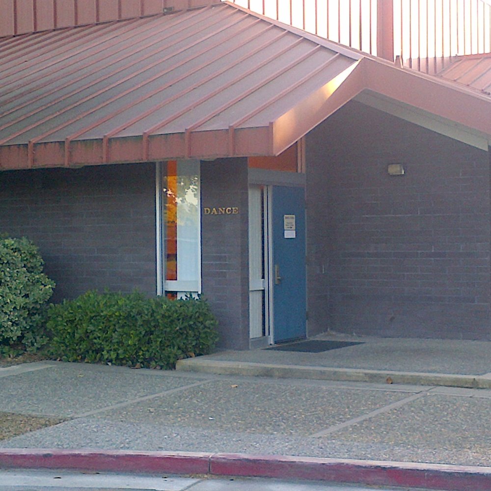 Sunnyvale Community Center - Community Centers Near Me - Sunnyvale, California Sunnyvale Community Center - Community Centers Near Me - Sunnyvale, California