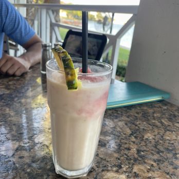 Bahama Breeze - Piña colada - Seafood Near Me - Tampa, Florida