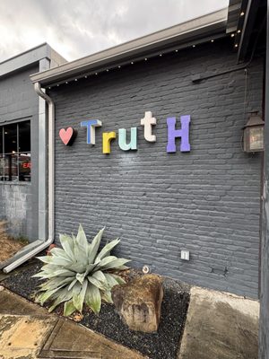 Truth BBQ by null
