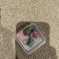 Keep Me In Stiches - Dinosaur stitch markers:)