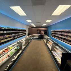 Serenity Vapors & Exotic Snacks Newberg
