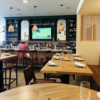 GREER SOUTHERN TABLE - Updated July 2024 - 228 Photos & 83 Reviews - 7