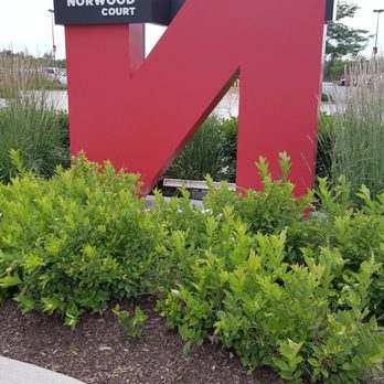 Chicago Premium Outlets - Shopping Centers Near Me - Aurora, Illinois