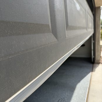 Gogo Garage Door Service - NEW garage door seal - Garage Door Services Near Me - Apache Junction, Arizona