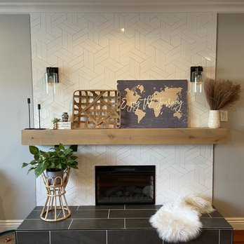 Hometown Elite Pro Builder - a fireplace in a living room - General Contractors Near Me - Antioch , California Hometown Elite Pro Builder - a fireplace in a living room - General Contractors Near Me - Antioch , California