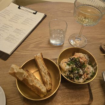 Sorso Prosecco Bar - Garlic Butter Shrimp : Creamy garlic butter sauce, chili crunch, warm focaccia. - Italian Near Me - Washington, DC, District of Columbia Sorso Prosecco Bar - Garlic Butter Shrimp : Creamy garlic butter sauce, chili crunch, warm focaccia. - Italian Near Me - Washington, DC, District of Columbia