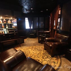 The Gents Place Leawood - Gents Club Room