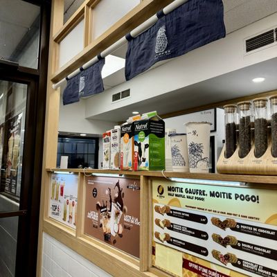 Yifang Taiwan Fruit Tea by null