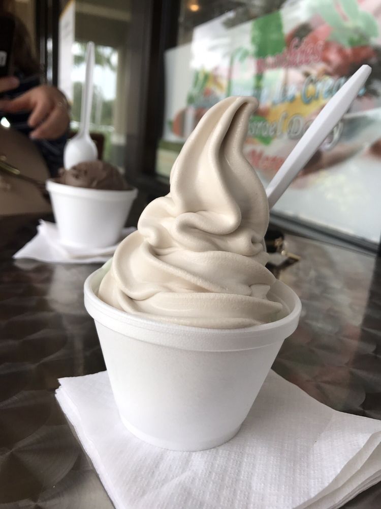 YOGURT RENDEZVOUS 27 Reviews 7150 Beracasa Way, Boca Raton, FL