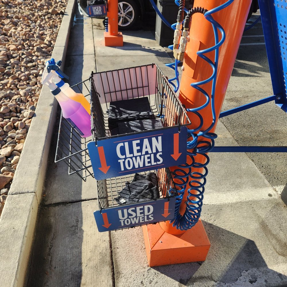 Shiny Shell Carwash - Free towels and cleaners - Car Wash Near Me - Provo, Utah