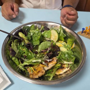 Dad Jokes Cheesyburger - Dad's House Salad with Grilled Chicken - Burgers Near Me - Frisco, Texas Dad Jokes Cheesyburger - Dad's House Salad with Grilled Chicken - Burgers Near Me - Frisco, Texas