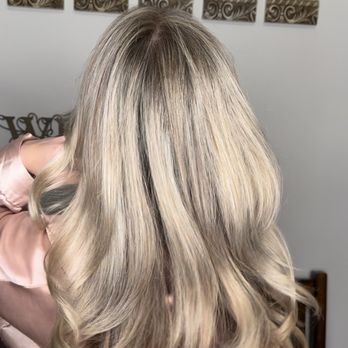 Delilah Salon - Highlight hair - Hair Salons Near Me - Brooklyn, New York Delilah Salon - Highlight hair - Hair Salons Near Me - Brooklyn, New York