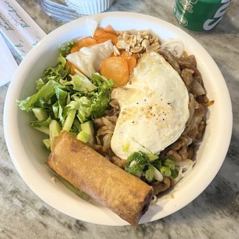 Sandwich Pho Reel - steak vermicelli with fried egg - Noodles Near Me - Houston, Texas