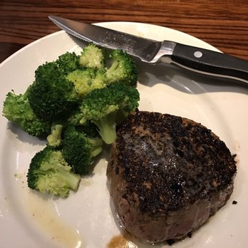 LongHorn Steakhouse - 10oz filet with broccoli - Steakhouses Near Me - Spring, Texas LongHorn Steakhouse - 10oz filet with broccoli - Steakhouses Near Me - Spring, Texas
