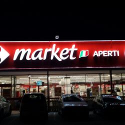 Carrefour Market - Grande apertura. Purtroppo in questo giorni lavori. Quindi chiuso dalle 22 alle 6