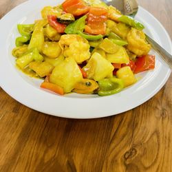 Queen's Bowl Chinese Food - Curry Seafood