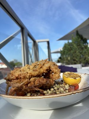 Élevé Rooftop Restaurant & Lounge by null