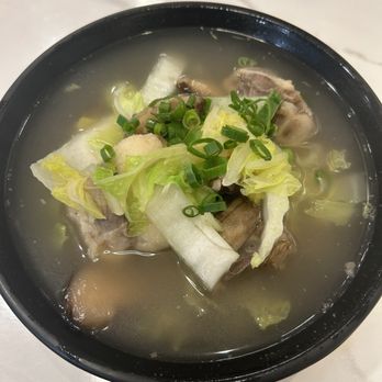 Oh My Grill - Kailua - Ox tail soup $24 came with 2 scoops of rice and grated ginger - Barbeque Near Me - Kailua, Hawaii Oh My Grill - Kailua - Ox tail soup $24 came with 2 scoops of rice and grated ginger - Barbeque Near Me - Kailua, Hawaii