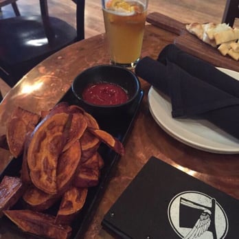 Top Hat - Sweet potato fries - Bars Near Me - Missoula, Montana Top Hat - Sweet potato fries - Bars Near Me - Missoula, Montana