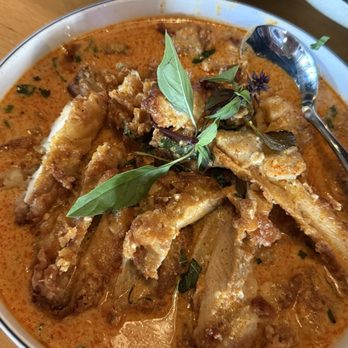 Kin Len Thai Night Bites - Battered Chicken Red Curry - Thai Near Me - Seattle, Washington