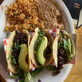 El Refu - Beef fajita tacos - Mexican Near Me - Humble, Texas