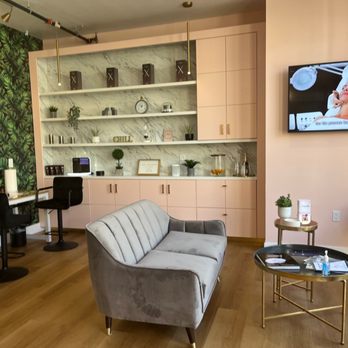 Le-Pelle - Sitting area - Medical Spas Near Me - Walnut Creek, California Le-Pelle - Sitting area - Medical Spas Near Me - Walnut Creek, California
