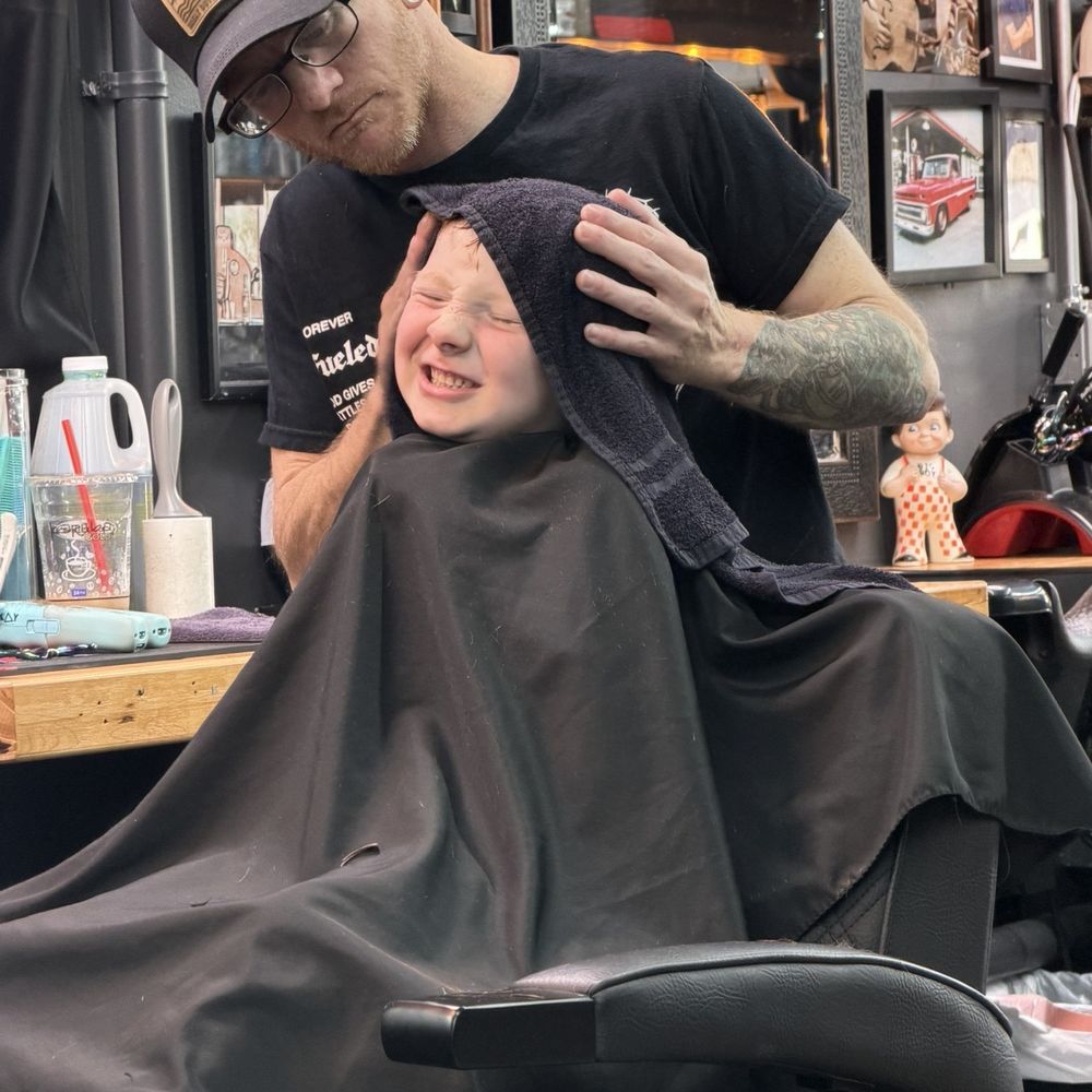 Greasy Fingers - Barbers Near Me - Appleton, Wisconsin
