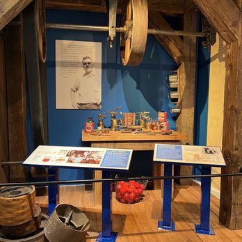 Bush's Visitor Center - Visitor Centers Near Me - Dandridge, Tennessee Bush's Visitor Center - Visitor Centers Near Me - Dandridge, Tennessee