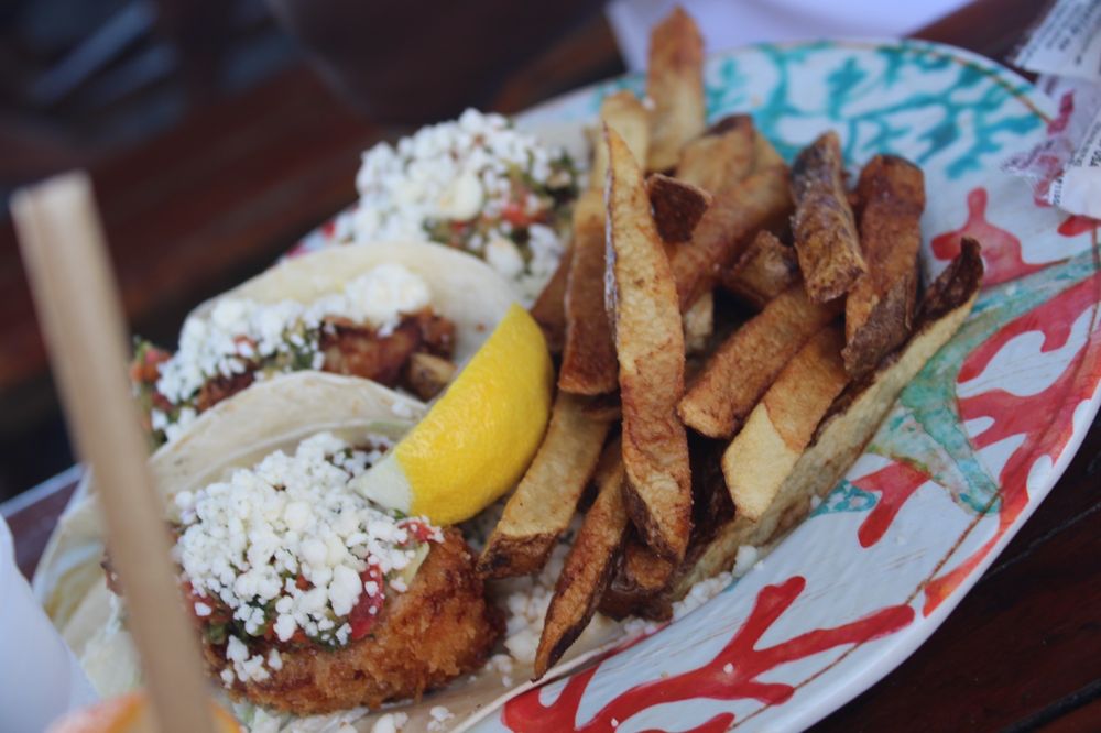 Dante's Restaurant & Pool Bar