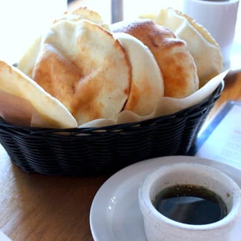 Sitti - complimentary pita - Lebanese Near Me - Raleigh, North Carolina