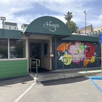 Hugo's - Outside sign & entrance - Breakfast & Brunch Near Me - Studio City, California