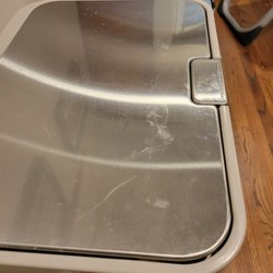 24/7 Moving - Scratches all over my garbage can.