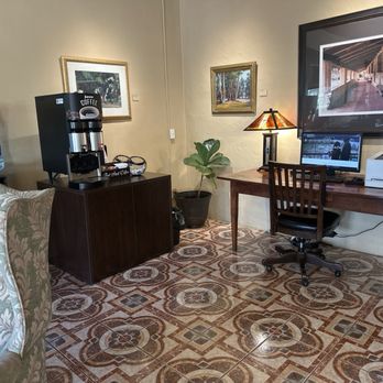 Hotel Mission De Oro - Coffee area - Nov 2024 - Hotels Near Me - Santa Nella, California Hotel Mission De Oro - Coffee area - Nov 2024 - Hotels Near Me - Santa Nella, California