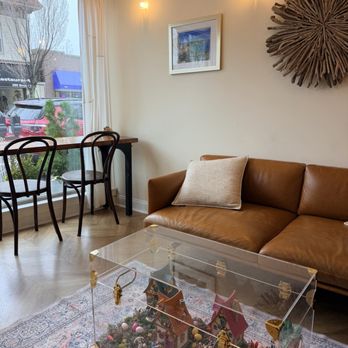 Colias Cafe - Coffee & Tea Near Me - Bloomfield, New Jersey