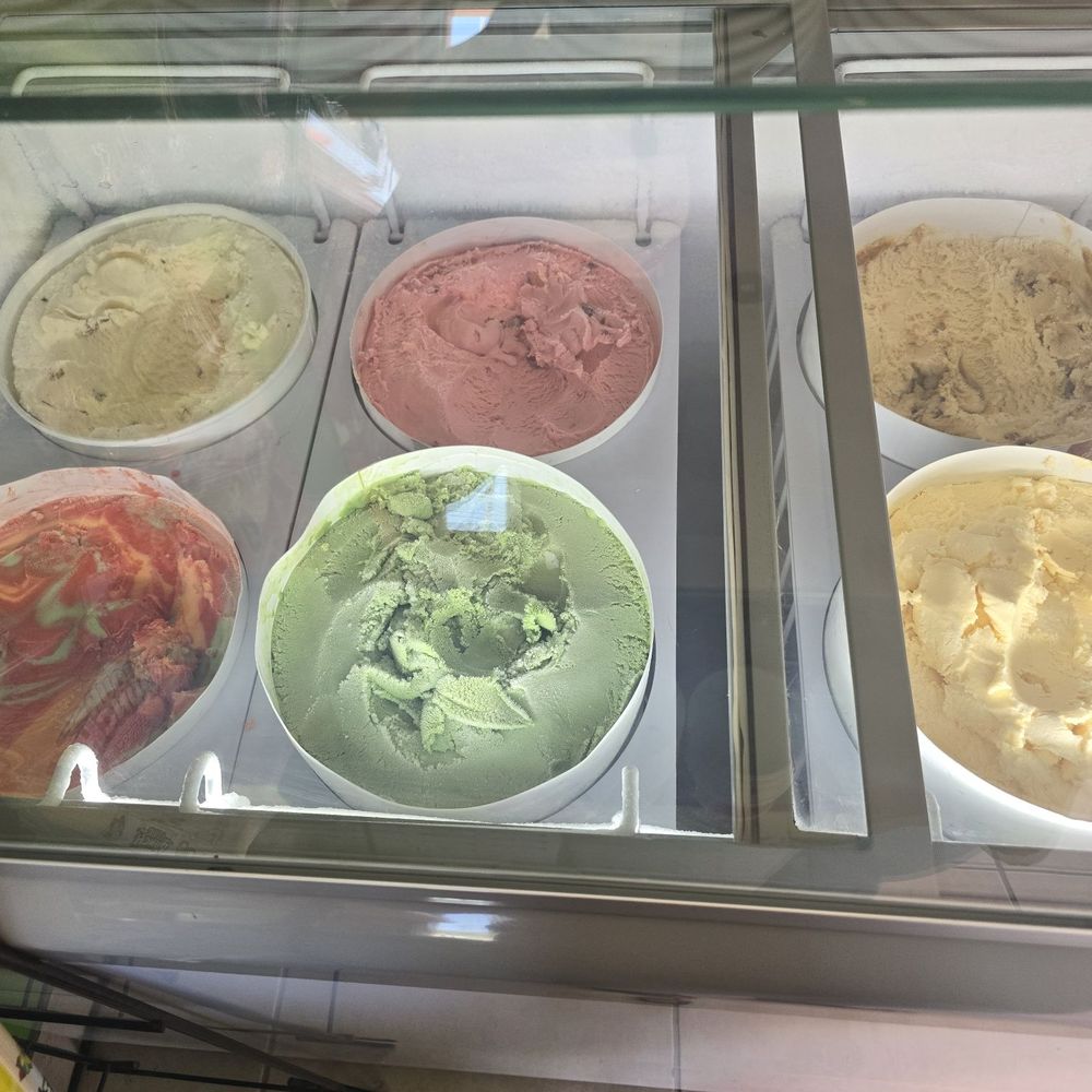 Mix Fruit - Ice cream - Juice Bars & Smoothies Near Me - Los angeles, California