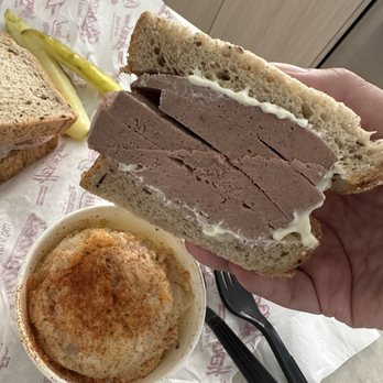 Roscoe's Famous Deli - Money shot. Dat cross section doe! - Sandwiches Near Me - Fullerton, California Roscoe's Famous Deli - Money shot. Dat cross section doe! - Sandwiches Near Me - Fullerton, California