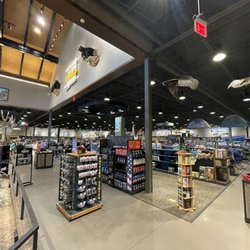 Bass Pro Shops