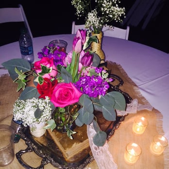 Tom Thumb - Table arrangement. - Grocery Near Me - Keller, Texas