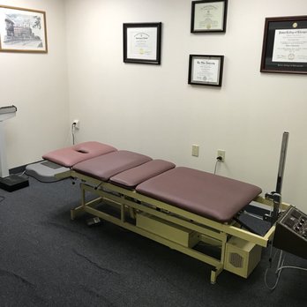 Active Care Chiropractic - Exam room - Chiropractors Near Me - Edgewood, Kentucky Active Care Chiropractic - Exam room - Chiropractors Near Me - Edgewood, Kentucky
