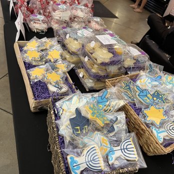 Dessert Gallery - Cookie choices - Desserts Near Me - Houston, Texas Dessert Gallery - Cookie choices - Desserts Near Me - Houston, Texas