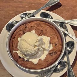 Chocolate Chunk Pizookie
