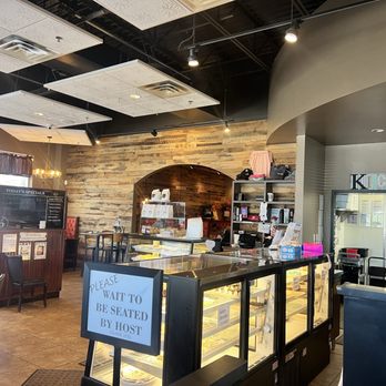 Keys Cafe & Bakery - Entrance of restaurant - American Near Me - Hudson, Wisconsin Keys Cafe & Bakery - Entrance of restaurant - American Near Me - Hudson, Wisconsin