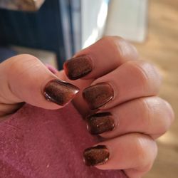 Magic Nails - They are 2 weeks old. They did a great job.